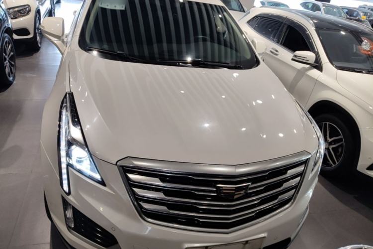 Used Cadillac XT5 2018 25T Luxury Model Front