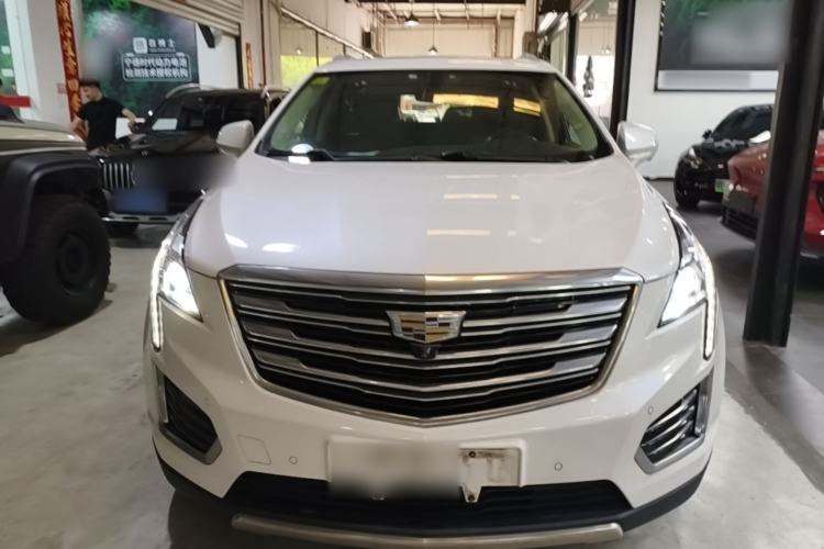 Used Cadillac XT5 2018 25T Luxury Model Front