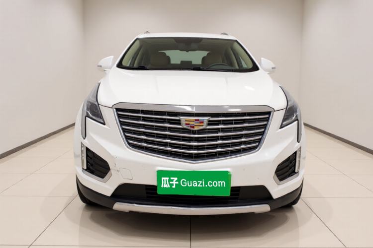 Used Cadillac XT5 2018 28E 4x4 Platinum Edition Front
