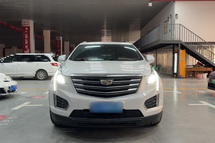 Used Cadillac XT5 2018 28E Four-Wheel Drive Tech Version Front
