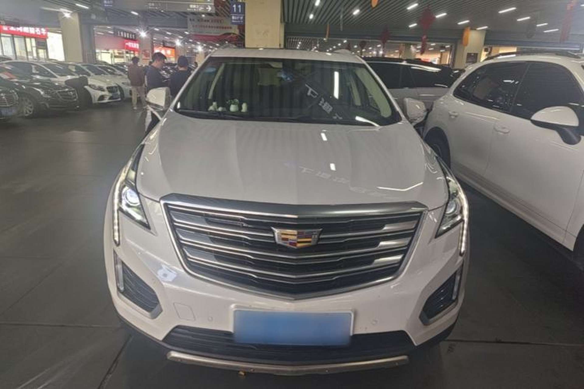 Used Cadillac XT5 2018 25T Luxury Model Front