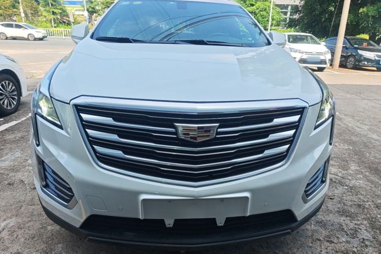 Used Cadillac XT5 2018 25T Luxury Model Front