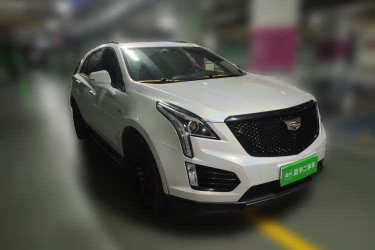 Used Cadillac XT5 2018 28E Four-Wheel Drive Tech Version Front Right 45 Deg