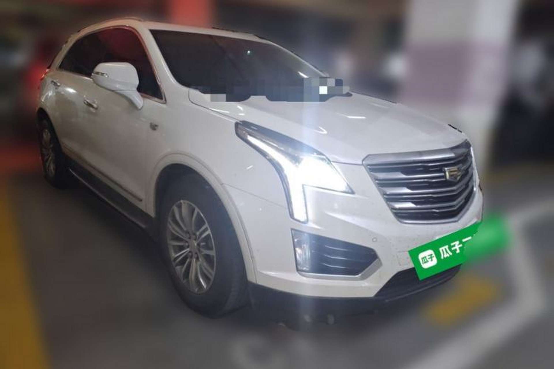 Used Cadillac XT5 2018 25T Luxury Model Front Right 45 Deg