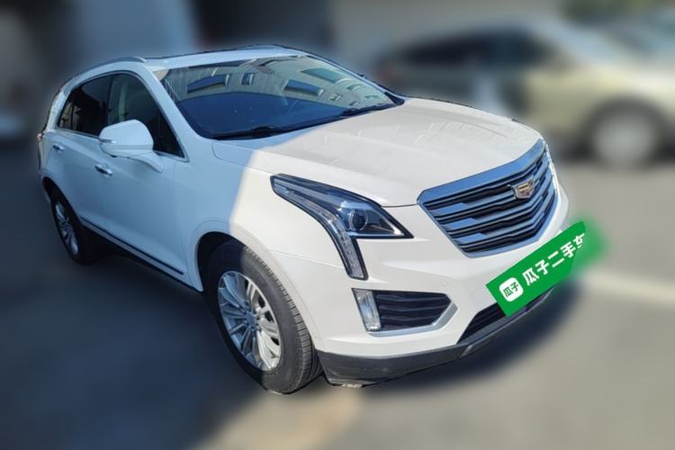 Used Cadillac XT5 2018 25T Luxury Model Front Right 45 Deg