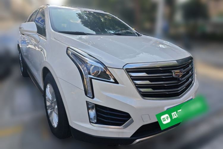 Used Cadillac XT5 2018 28E Four-Wheel Drive Tech Version Front Right 45 Deg