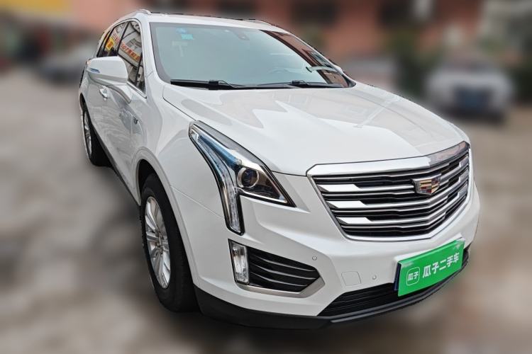 Used Cadillac XT5 2018 28E Four-Wheel Drive Tech Version Front Right 45 Deg