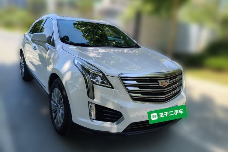 Used Cadillac XT5 2018 28T Four-Wheel Drive Luxury Model Front Right 45 Deg