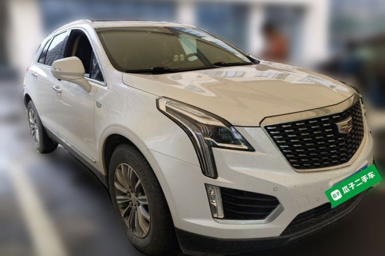 Used Cadillac XT5 2018 28T Four-Wheel Drive Luxury Model Front Right 45 Deg