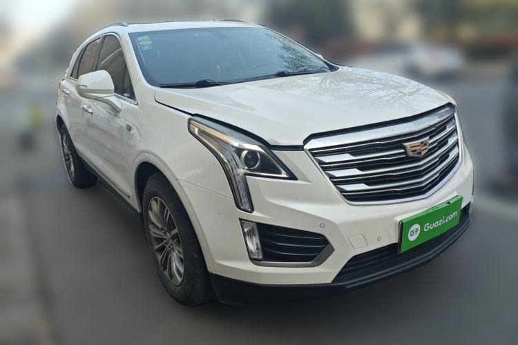 Used Cadillac XT5 2018 25T Luxury Model Front Right 45 Deg