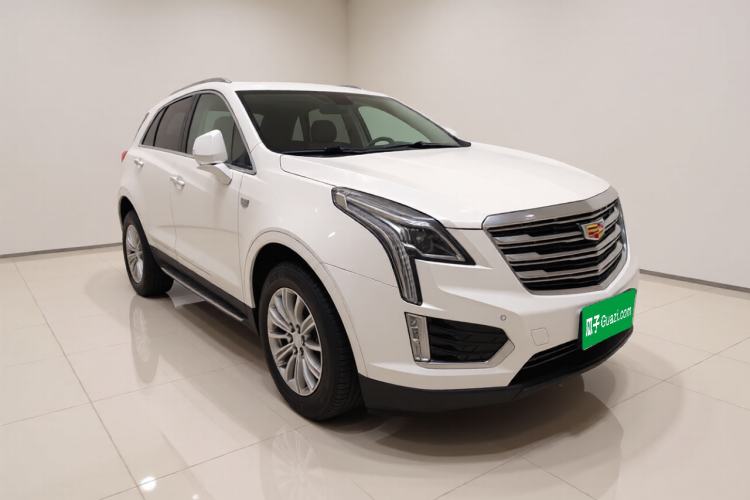 Used Cadillac XT5 2018 28T Four-Wheel Drive Luxury Model Front Right 45 Deg