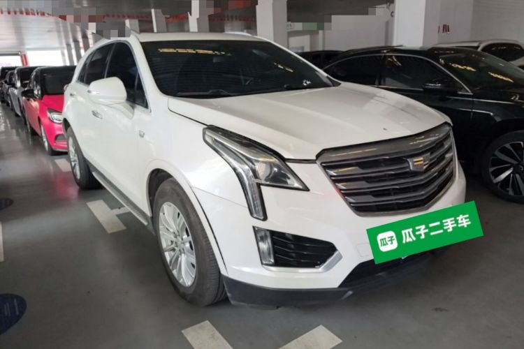 Used Cadillac XT5 2018 28E Four-Wheel Drive Tech Version Front Right 45 Deg