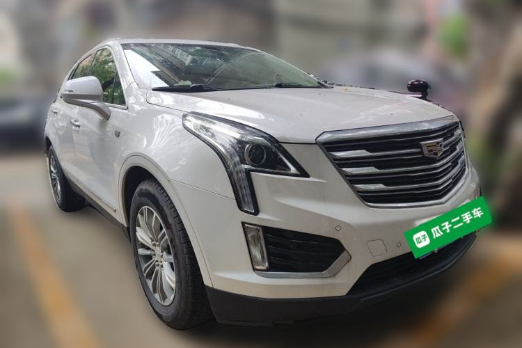 Used Cadillac XT5 2018 25T Luxury Model Front Right 45 Deg