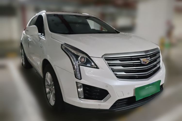 Used Cadillac XT5 2018 28E Four-Wheel Drive Tech Version Front Right 45 Deg