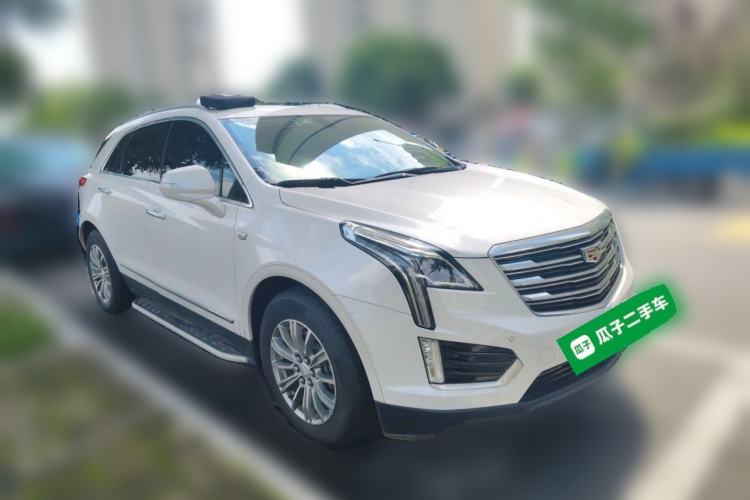 Used Cadillac XT5 2018 28T Four-Wheel Drive Luxury Model Front Right 45 Deg
