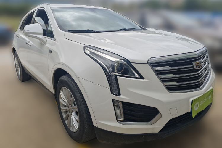 Used Cadillac XT5 2018 28E Four-Wheel Drive Tech Version Front Right 45 Deg