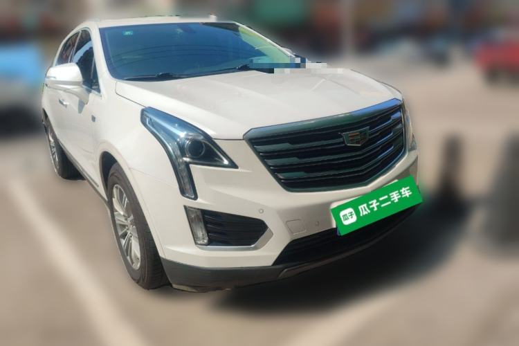 Used Cadillac XT5 2018 25T Luxury Model Front Right 45 Deg