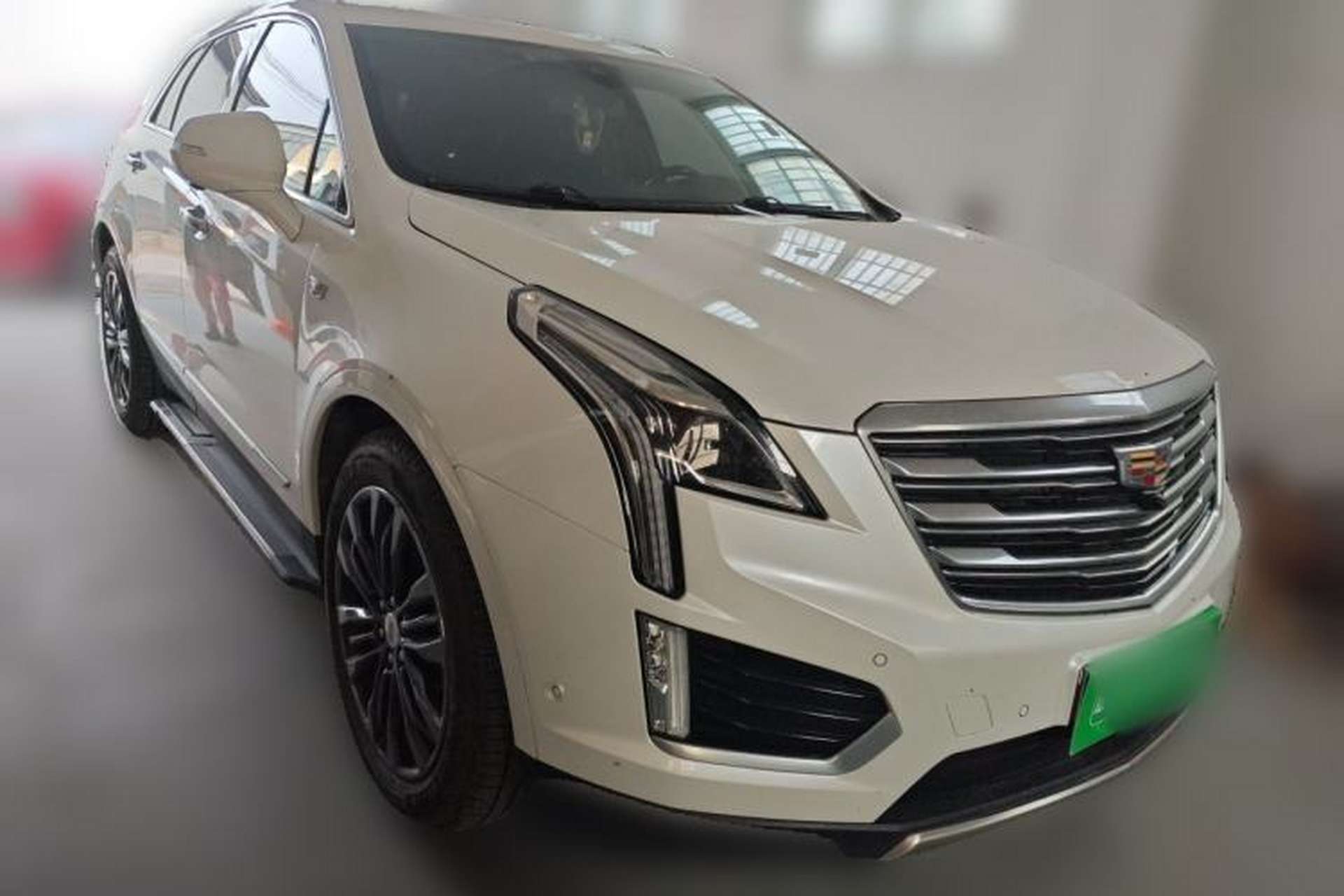 Used Cadillac XT5 2018 28E Four-Wheel Drive Leading Version Front Right 45 Deg