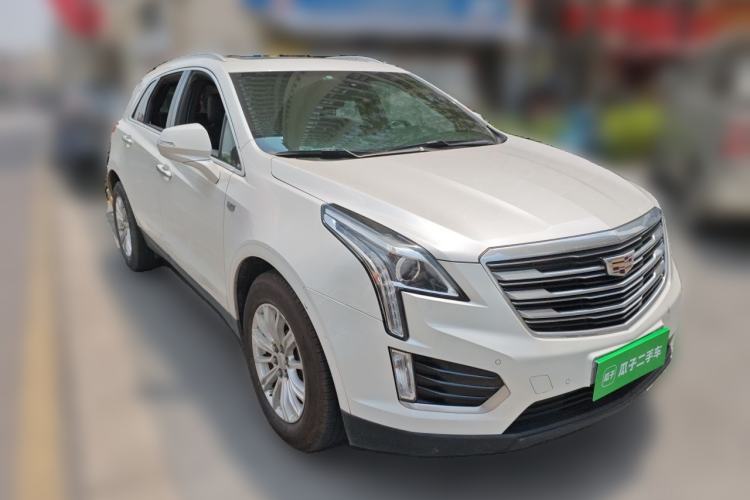 Used Cadillac XT5 2018 28E Four-Wheel Drive Tech Version Front Right 45 Deg