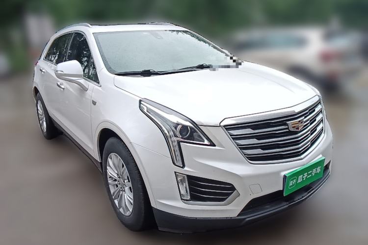 Used Cadillac XT5 2018 28E Four-Wheel Drive Tech Version Front Right 45 Deg