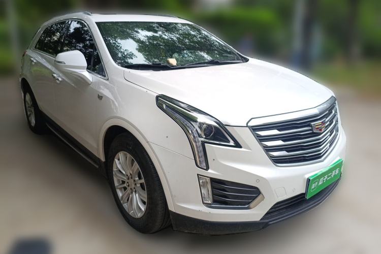Used Cadillac XT5 2018 28E Four-Wheel Drive Tech Version Front Right 45 Deg
