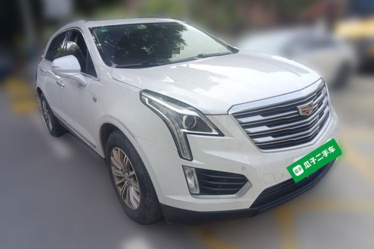 Used Cadillac XT5 2018 25T Luxury Model Front Right 45 Deg