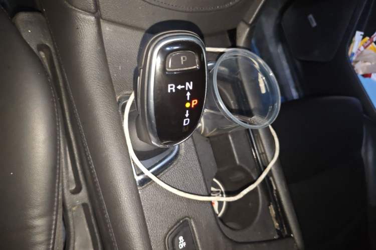 Used Cadillac XT5 2018 25T Luxury Model Gear Lever