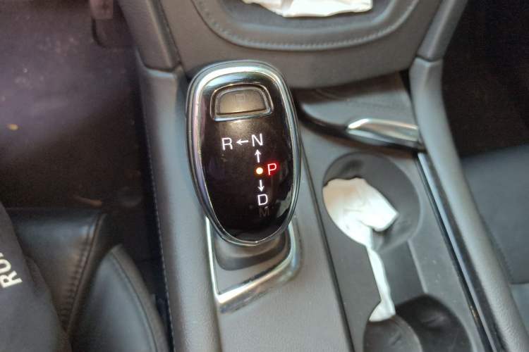 Used Cadillac XT5 2018 25T Luxury Model Gear Lever