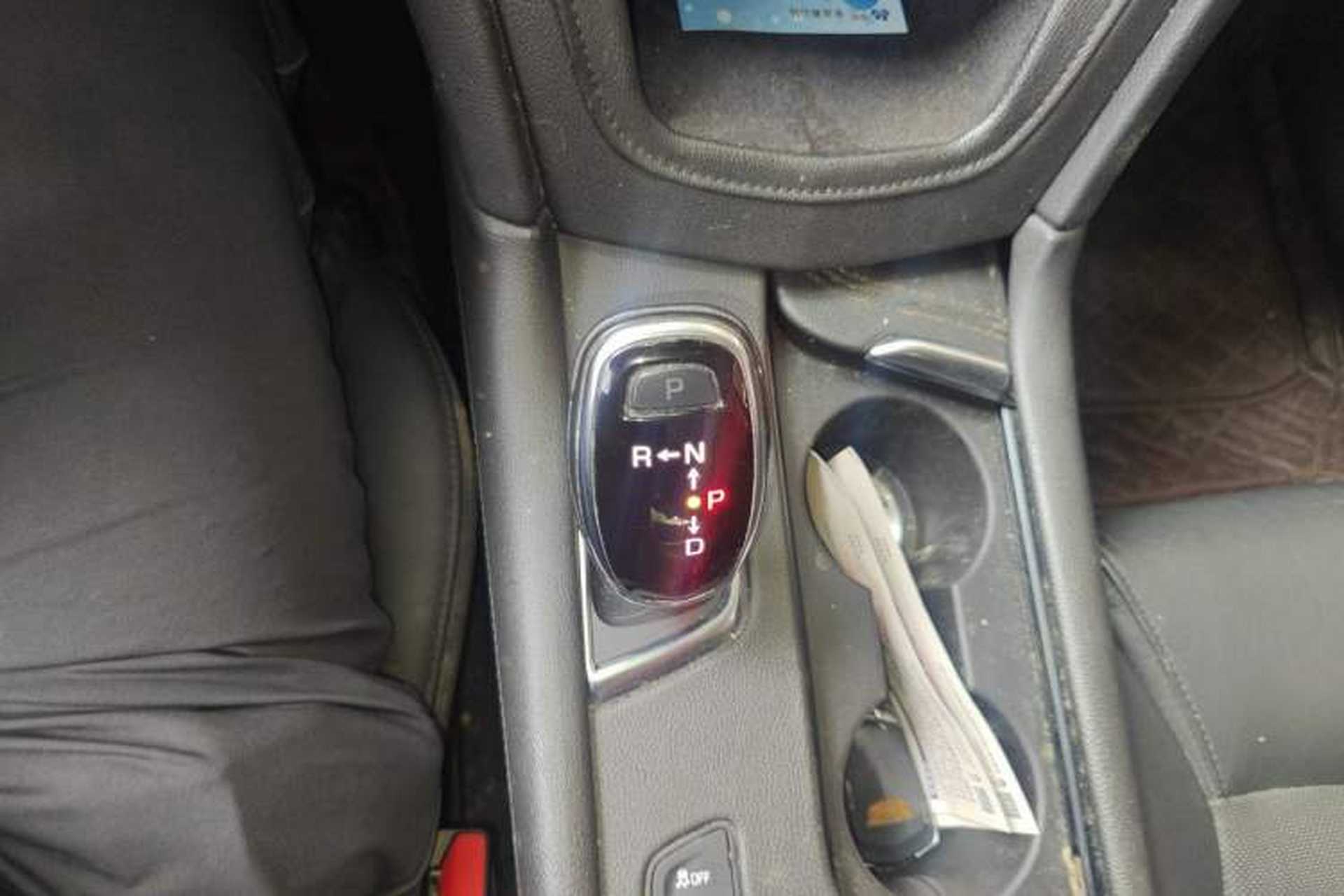 Used Cadillac XT5 2018 28T Four-Wheel Drive Luxury Model Gear Lever