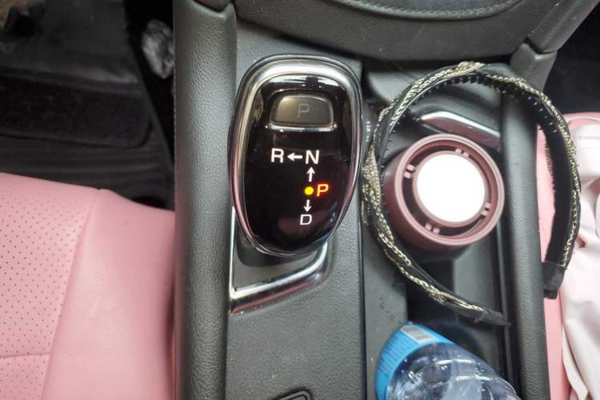 Used Cadillac XT5 2018 25T Tech Model Gear Lever