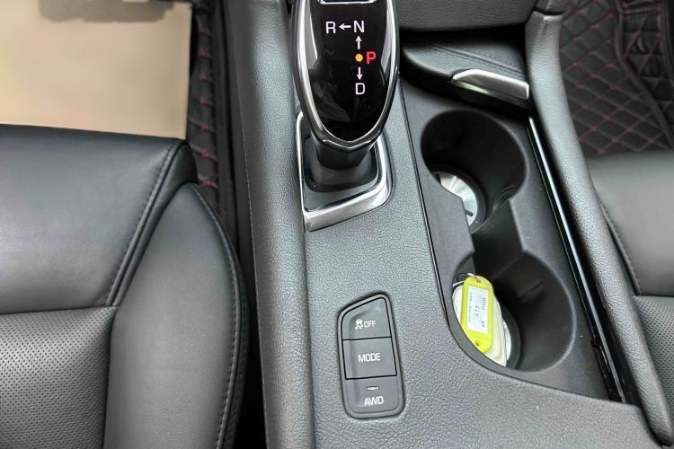 Used Cadillac XT5 2018 28T Four-Wheel Drive Luxury Model Gear Lever