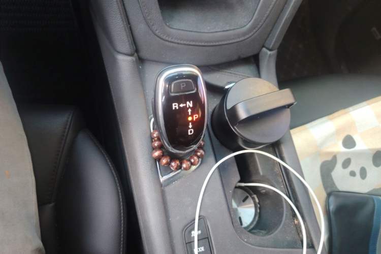 Used Cadillac XT5 2018 28E Four-Wheel Drive Tech Version Gear Lever