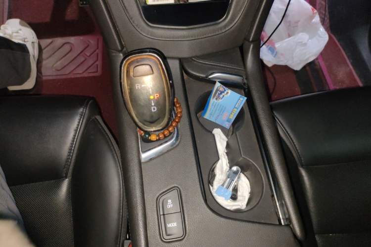 Used Cadillac XT5 2018 25T Luxury Model Gear Lever