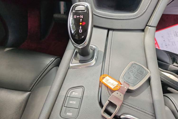 Used Cadillac XT5 2018 28T Four-Wheel Drive Luxury Model Gear Lever