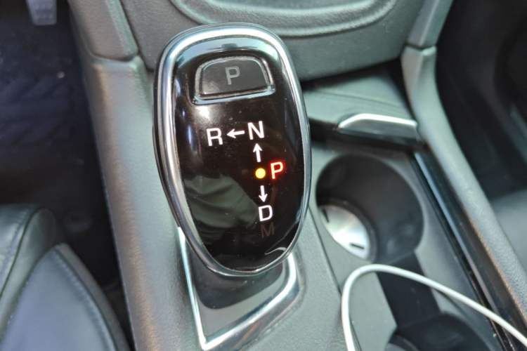 Used Cadillac XT5 2018 28T Four-Wheel Drive Luxury Model Gear Lever