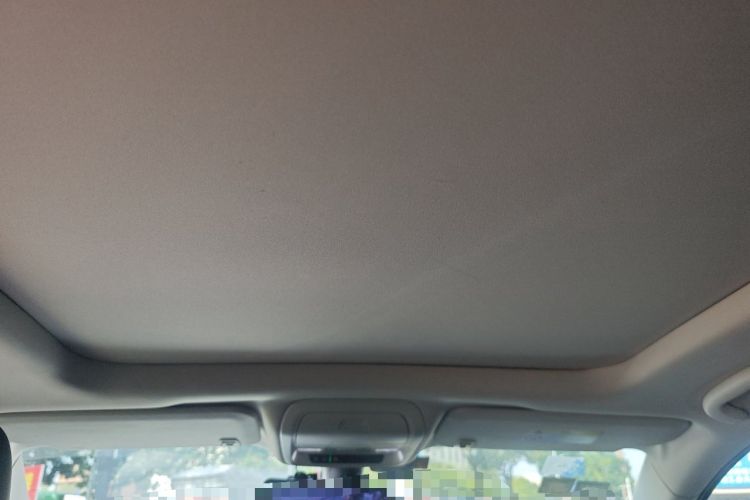 Used Cadillac XT5 2018 25T Luxury Model Headliner
