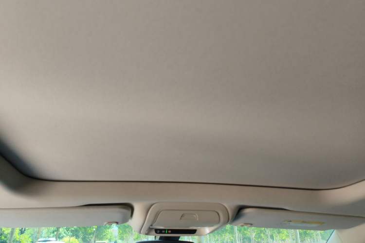 Used Cadillac XT5 2018 28T Four-Wheel Drive Luxury Model Headliner