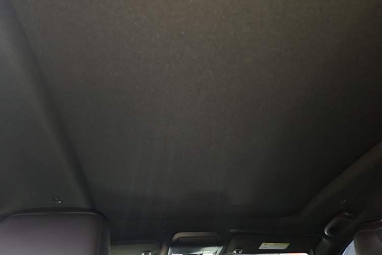 Used Cadillac XT5 2018 28E Four-Wheel Drive Tech Version Headliner