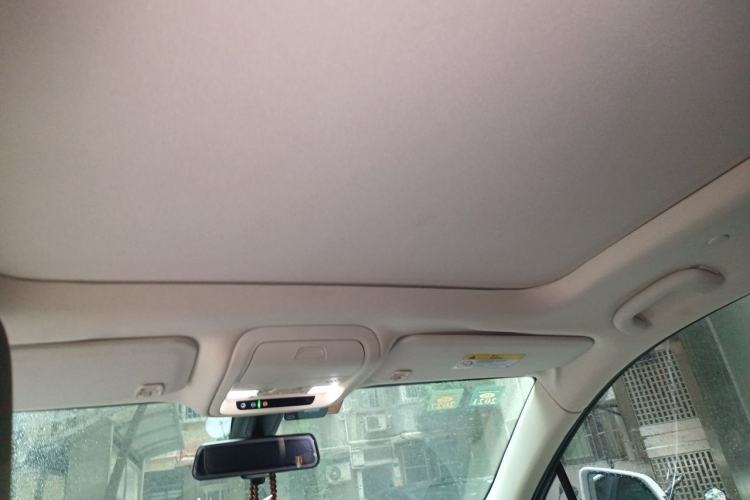 Used Cadillac XT5 2018 28T Four-Wheel Drive Luxury Model Headliner