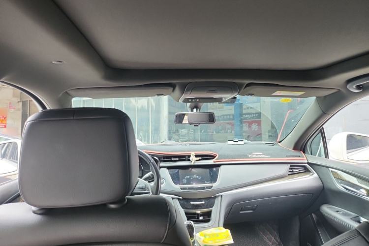 Used Cadillac XT5 2018 28E Four-Wheel Drive Tech Version Headliner