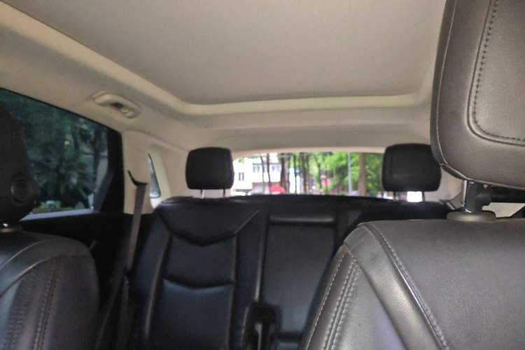Used Cadillac XT5 2018 28T Four-Wheel Drive Luxury Model Headliner