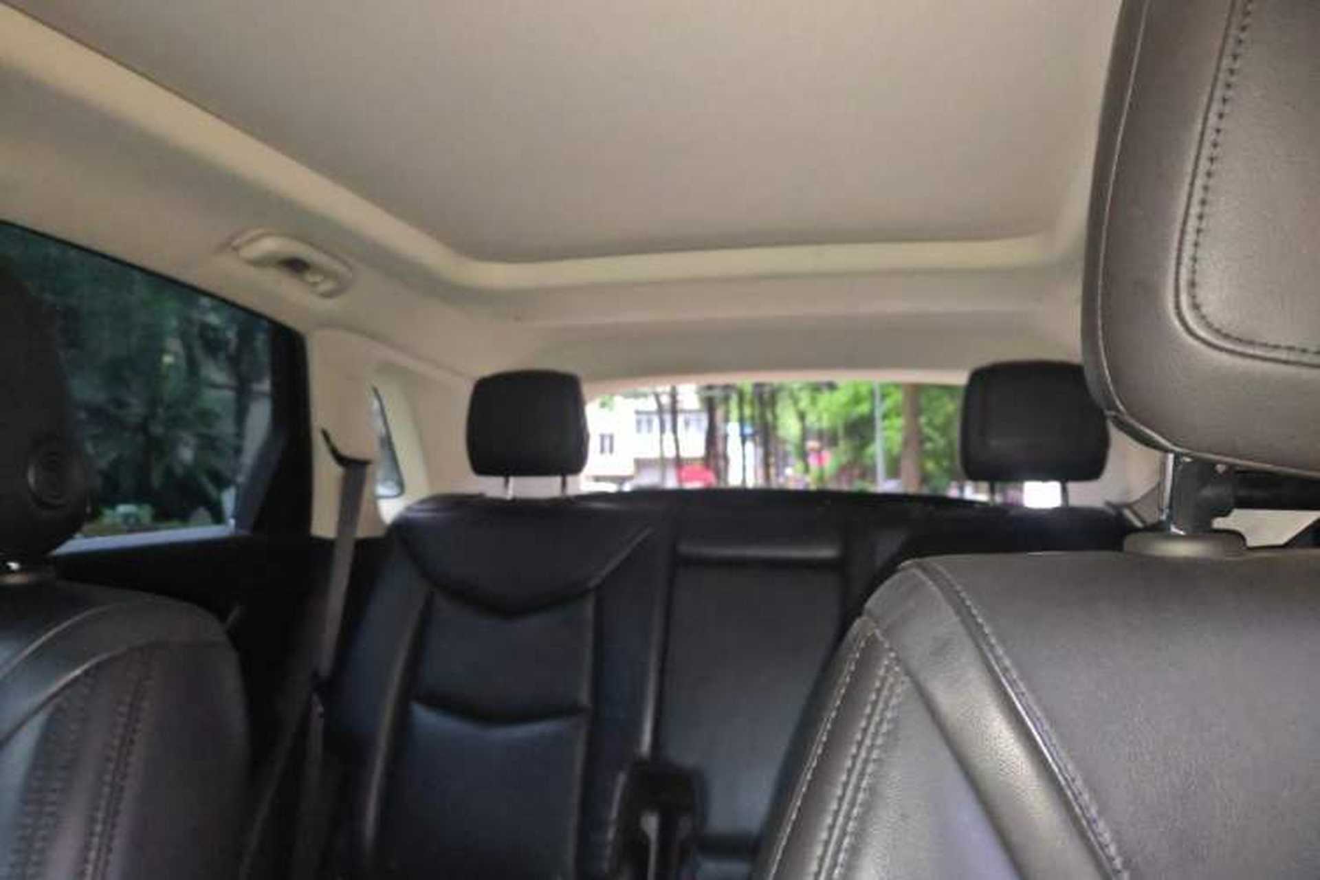 Used Cadillac XT5 2018 28T Four-Wheel Drive Luxury Model Headliner