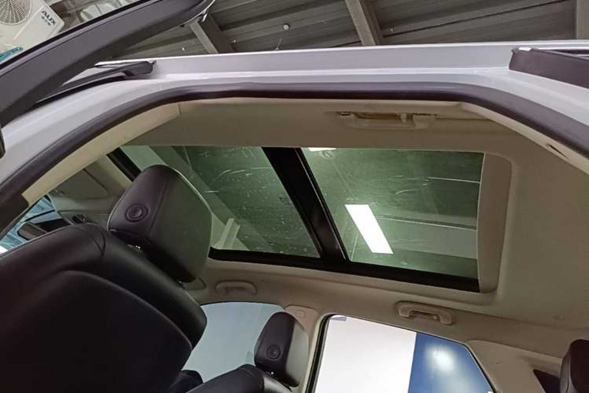 Used Cadillac XT5 2018 25T Luxury Model Headliner