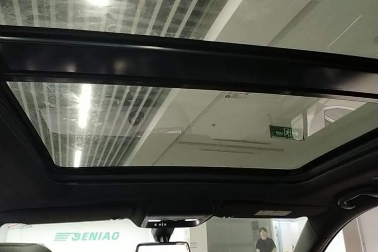 Used Cadillac XT5 2018 28E Four-Wheel Drive Tech Version Headliner