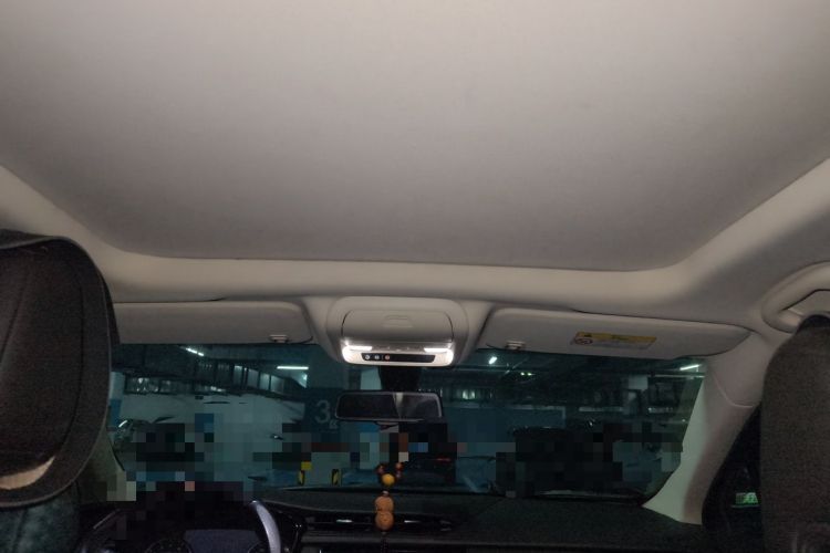 Used Cadillac XT5 2018 25T Luxury Model Headliner
