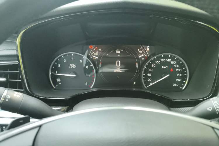 Used Cadillac XT5 2018 25T Luxury Model Instrument Cluster