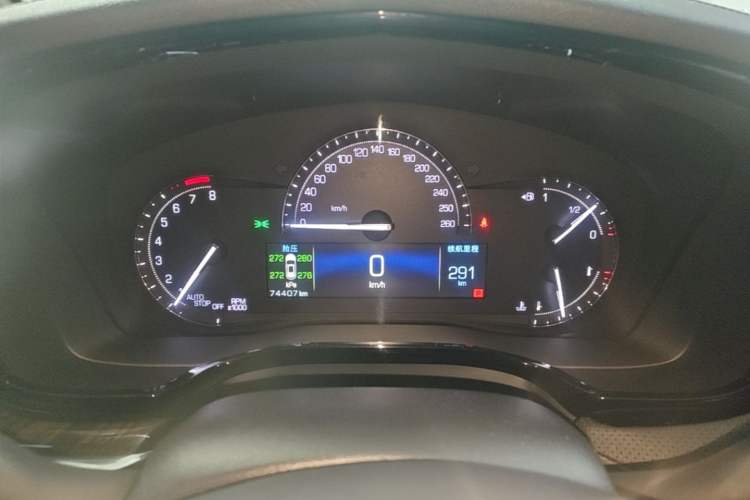Used Cadillac XT5 2018 28E Four-Wheel Drive Tech Version Instrument Cluster