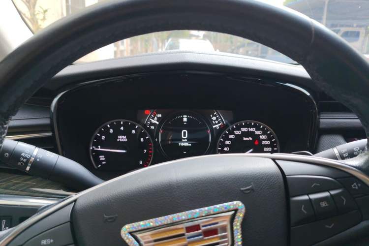 Used Cadillac XT5 2018 28T Four-Wheel Drive Luxury Model Instrument Cluster