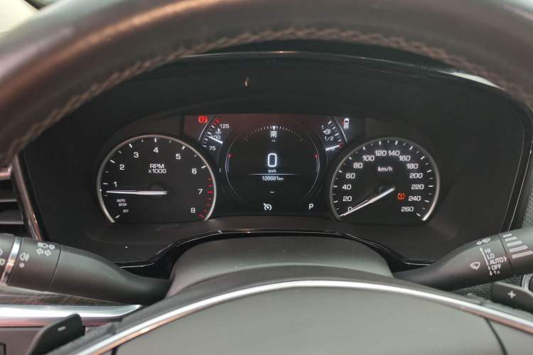 Used Cadillac XT5 2018 25T Luxury Model Instrument Cluster