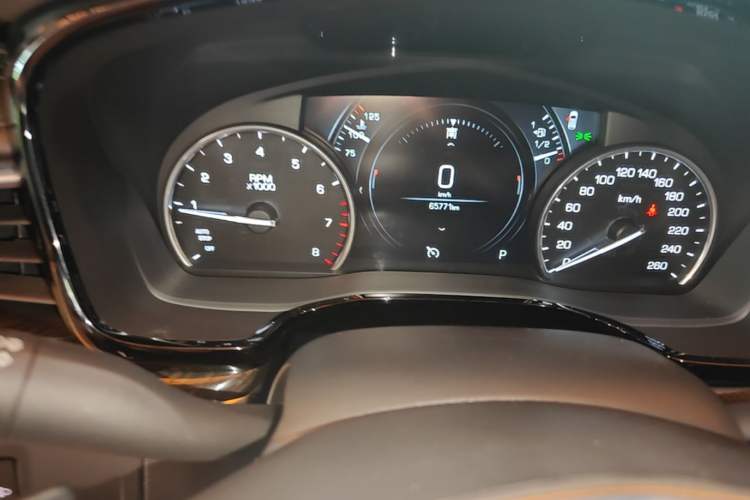 Used Cadillac XT5 2018 25T Luxury Model Instrument Cluster